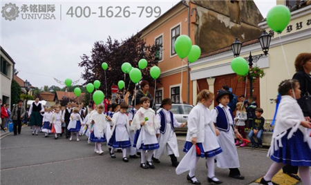 匈牙利海外生活怎么樣，“不排華”才是重點(diǎn)！