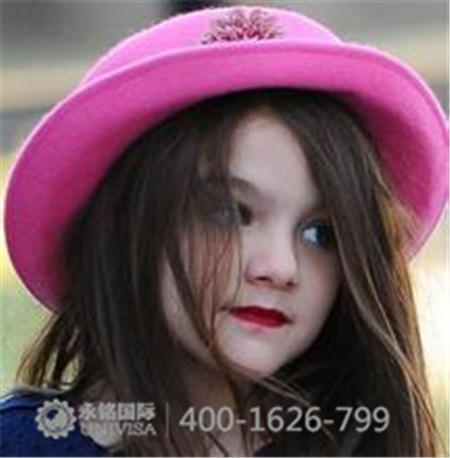 引領(lǐng)美國(guó)時(shí)尚潮流的人年僅9歲，她是誰(shuí)？